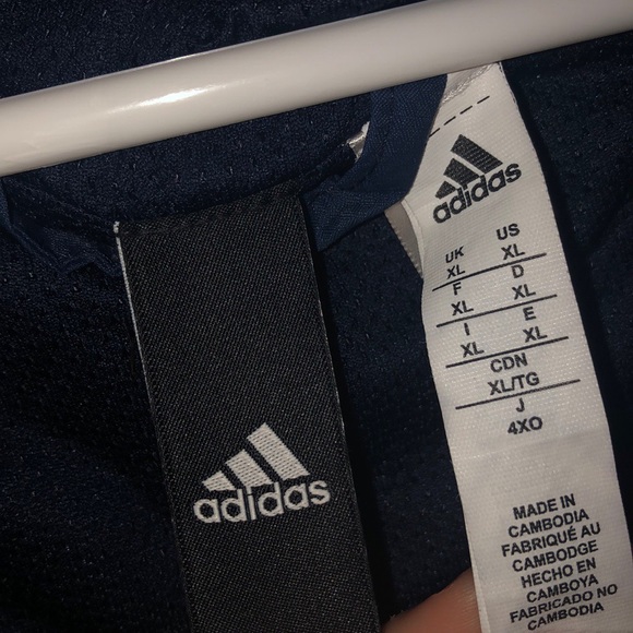 Adidas windbreaker track jacket - Picture 2 of 3